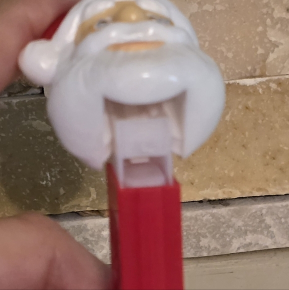 🥳 3/$30 PEZ 2002 (vintage) Santa Claus Candy Dispenser - Picture 3 of 8